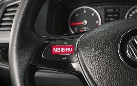 Volkswagen Caravelle T6 рестайлинг, 2015 год, 3 432 000 рублей, 19 фотография
