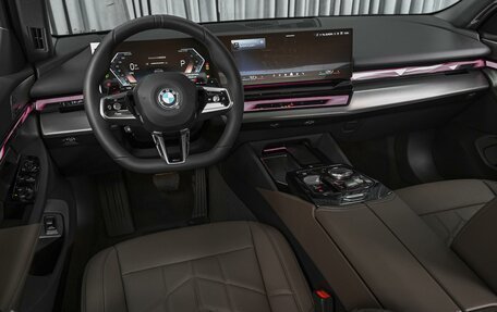 BMW 5 серия, 2025 год, 8 944 000 рублей, 6 фотография