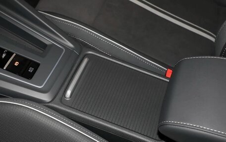 Volkswagen Golf VIII, 2023 год, 1 986 000 рублей, 29 фотография