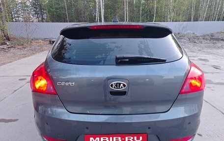 KIA cee'd I рестайлинг, 2011 год, 700 000 рублей, 5 фотография