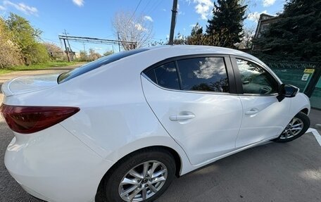 Mazda 3, 2016 год, 1 499 999 рублей, 9 фотография