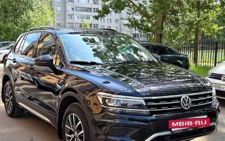 Volkswagen Tiguan II, 2019 год, 2 550 000 рублей, 2 фотография