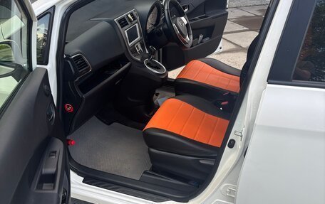 Toyota Ractis II, 2013 год, 1 030 000 рублей, 8 фотография