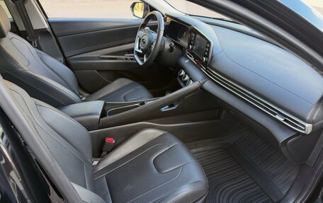 Hyundai Elantra, 2023 год, 1 700 000 рублей, 11 фотография