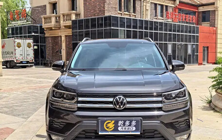 Volkswagen Tharu, 2022 год, 1 402 500 рублей, 2 фотография