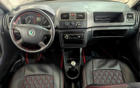 Skoda Fabia II, 2008 год, 310 000 рублей, 9 фотография