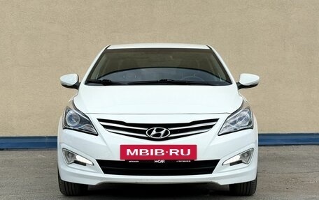 Hyundai Solaris II рестайлинг, 2015 год, 1 100 000 рублей, 2 фотография