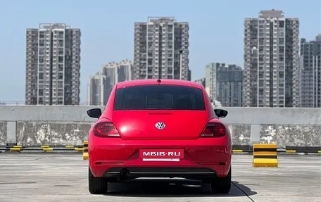 Volkswagen Beetle, 2018 год, 1 340 000 рублей, 5 фотография