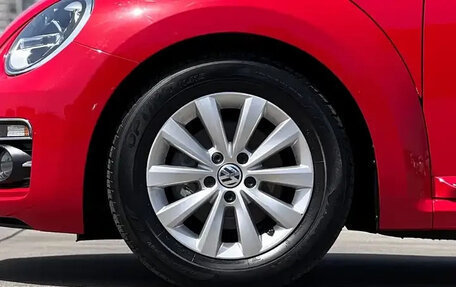 Volkswagen Beetle, 2018 год, 1 340 000 рублей, 20 фотография