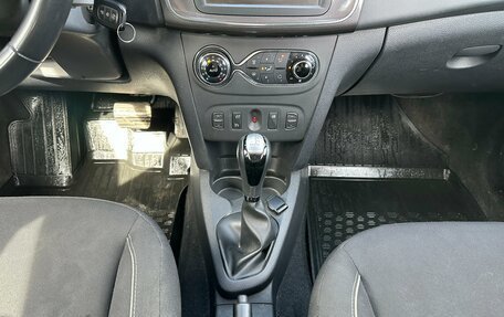 Renault Logan II, 2019 год, 1 035 000 рублей, 11 фотография