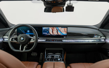 BMW 7 серия, 2025 год, 13 650 000 рублей, 15 фотография