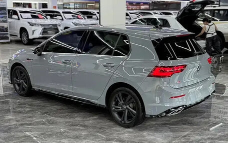 Volkswagen Golf VIII, 2022 год, 1 840 000 рублей, 6 фотография