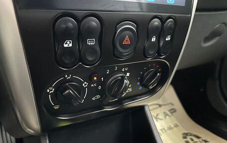 Nissan Almera, 2018 год, 750 000 рублей, 12 фотография