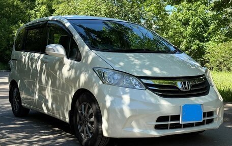 Honda Freed I, 2012 год, 880 000 рублей, 6 фотография