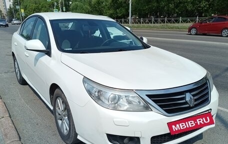 Renault Latitude I, 2012 год, 750 000 рублей, 2 фотография