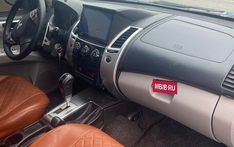 Mitsubishi Pajero Sport II рестайлинг, 2010 год, 1 460 000 рублей, 8 фотография