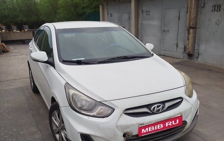 Hyundai Solaris II рестайлинг, 2012 год, 480 000 рублей, 5 фотография