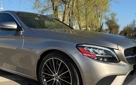 Mercedes-Benz C-Класс, 2019 год, 2 500 000 рублей, 4 фотография