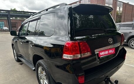Toyota Land Cruiser 200, 2010 год, 3 000 000 рублей, 6 фотография