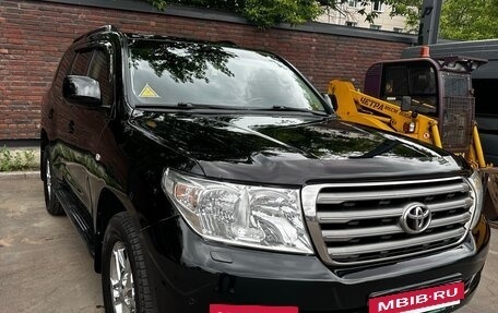 Toyota Land Cruiser 200, 2010 год, 3 000 000 рублей, 3 фотография