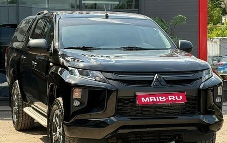 Mitsubishi L200 IV рестайлинг, 2021 год, 2 290 000 рублей, 3 фотография