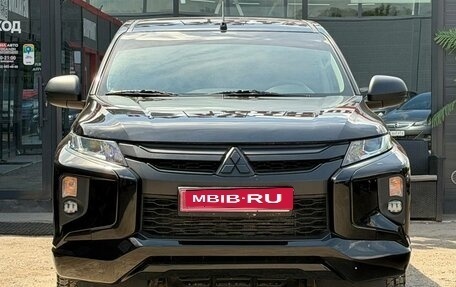 Mitsubishi L200 IV рестайлинг, 2021 год, 2 290 000 рублей, 4 фотография