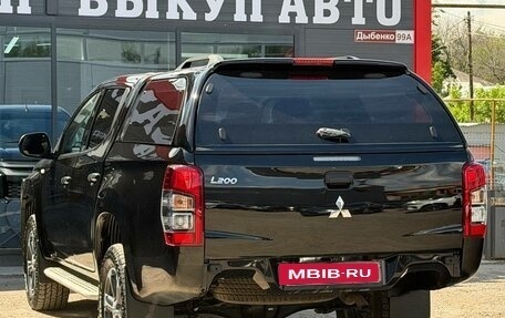 Mitsubishi L200 IV рестайлинг, 2021 год, 2 290 000 рублей, 9 фотография