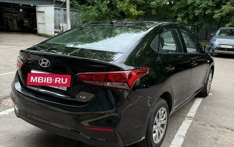 Hyundai Solaris II рестайлинг, 2019 год, 1 750 000 рублей, 3 фотография