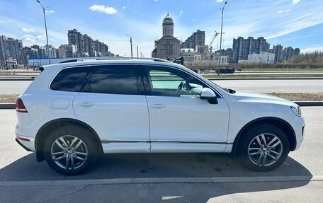 Volkswagen Touareg III, 2016 год, 3 200 000 рублей, 14 фотография