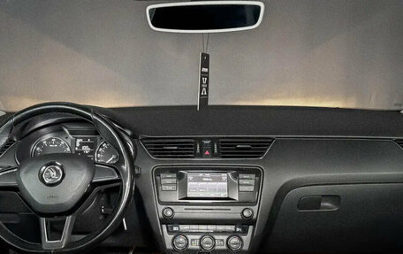 Skoda Octavia, 2016 год, 1 350 000 рублей, 10 фотография