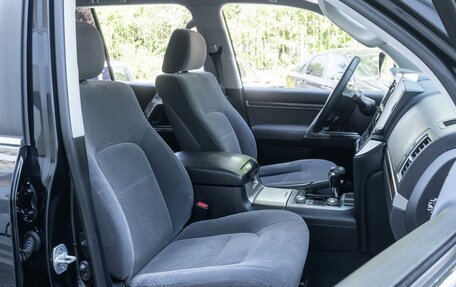 Toyota Land Cruiser 200, 2016 год, 4 450 000 рублей, 8 фотография