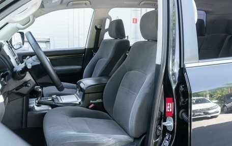 Toyota Land Cruiser 200, 2016 год, 4 450 000 рублей, 10 фотография