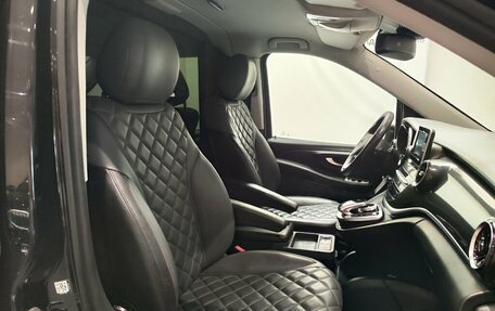 Mercedes-Benz V-Класс, 2019 год, 3 380 000 рублей, 14 фотография