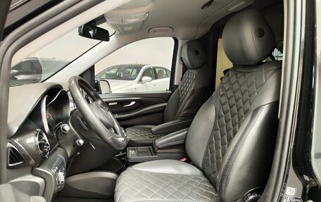 Mercedes-Benz V-Класс, 2019 год, 3 380 000 рублей, 7 фотография