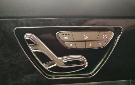 Mercedes-Benz V-Класс, 2019 год, 3 380 000 рублей, 26 фотография