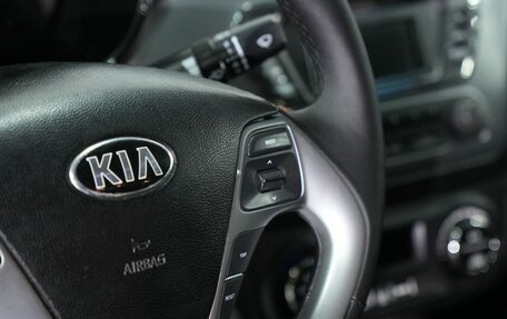 KIA Rio III рестайлинг, 2013 год, 835 000 рублей, 21 фотография