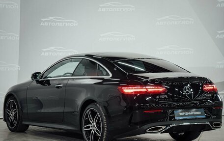 Mercedes-Benz E-Класс, 2020 год, 4 400 000 рублей, 7 фотография