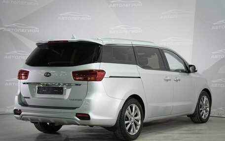 KIA Carnival III, 2019 год, 2 890 000 рублей, 5 фотография