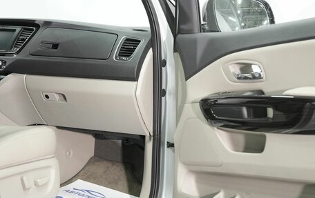 KIA Carnival III, 2019 год, 2 890 000 рублей, 14 фотография