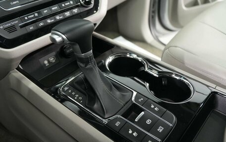 KIA Carnival III, 2019 год, 2 890 000 рублей, 25 фотография