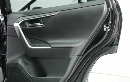 Toyota RAV4, 2019 год, 2 940 000 рублей, 10 фотография