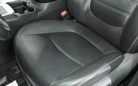 Toyota RAV4, 2019 год, 2 940 000 рублей, 29 фотография