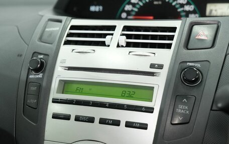 Toyota Vitz, 2006 год, 425 000 рублей, 24 фотография