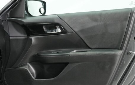 Honda Accord IX рестайлинг, 2016 год, 1 785 000 рублей, 15 фотография
