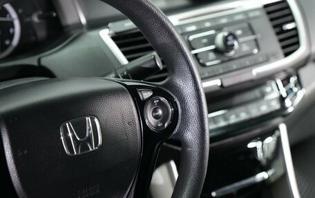 Honda Accord IX рестайлинг, 2016 год, 1 785 000 рублей, 21 фотография