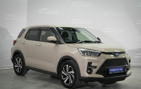 Toyota Raize I, 2020 год, 1 860 000 рублей, 2 фотография