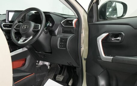 Toyota Raize I, 2020 год, 1 860 000 рублей, 18 фотография