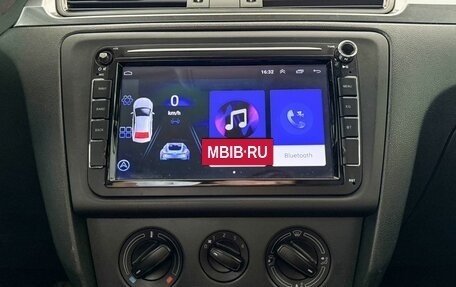 Skoda Rapid I, 2015 год, 1 017 000 рублей, 11 фотография