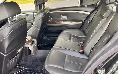 BMW 7 серия, 2005 год, 790 000 рублей, 12 фотография