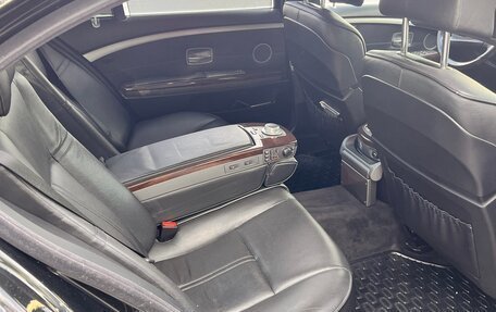 BMW 7 серия, 2005 год, 790 000 рублей, 14 фотография